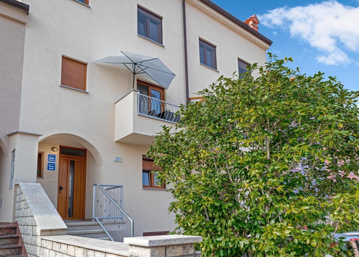 Guesthouse Residence Major Rovinj Exterior photo